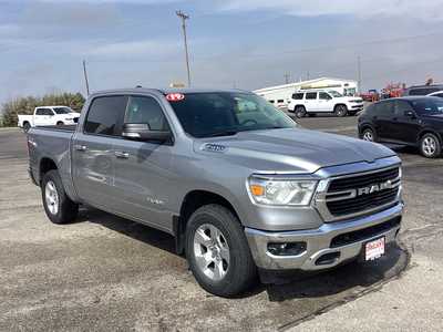 2019 RAM 1500 Crew Cab, $25575. Photo 6
