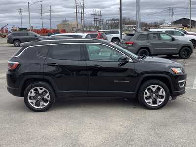 2019 Jeep Compass, $14575. Photo 5