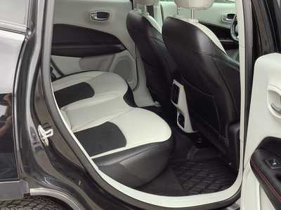 2019 Jeep Compass, $14575. Photo 8