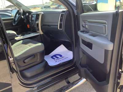 2015 RAM 2500 Crew Cab, $32975. Photo 8