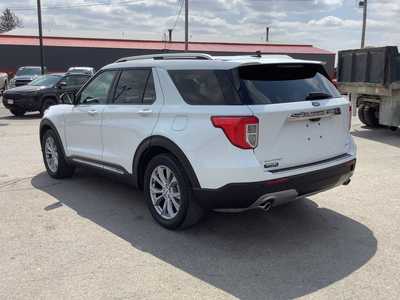 2021 Ford Explorer, $24975. Photo 3