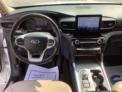 2021 Ford Explorer, $24975. Photo 11