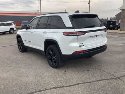 2022 Jeep Grand Cherokee, $29975. Photo 3