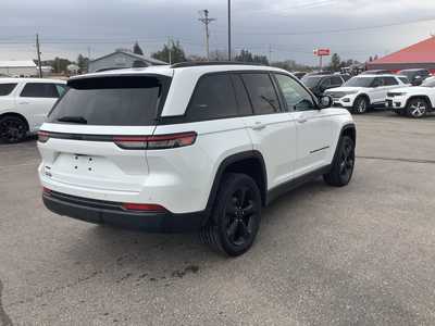 2022 Jeep Grand Cherokee, $29975. Photo 4