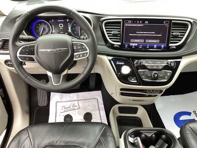 2022 Chrysler Pacifica, $28975. Photo 12