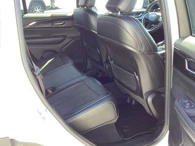 2023 Jeep Grand Cherokee, $32575. Photo 8