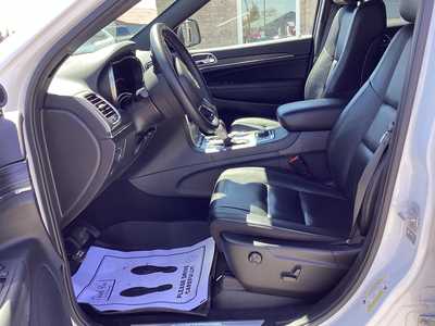 2022 Jeep Grand Cherokee, $28575. Photo 9