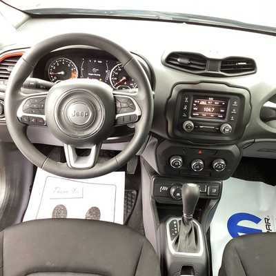 2018 Jeep Renegade, $13975. Photo 10