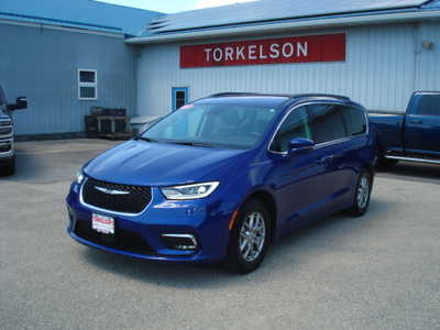 2021 Chrysler Pacifica, $20975. Photo 1
