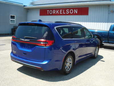 2021 Chrysler Pacifica, $20975. Photo 4