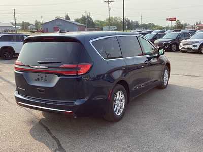 2025 Chrysler Pacifica, $42019. Photo 4