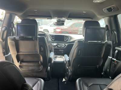 2024 Chrysler Pacifica, $43975. Photo 8