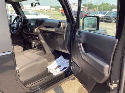 2012 Jeep Wrangler, $13975. Photo 7