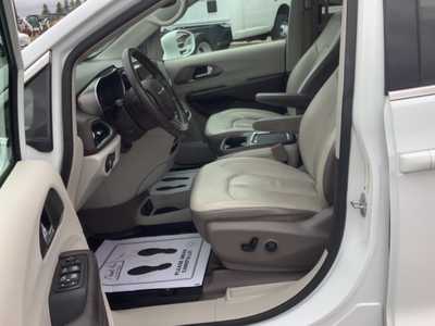 2018 Chrysler Pacifica, $16575. Photo 10