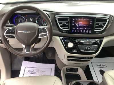 2018 Chrysler Pacifica, $16575. Photo 12