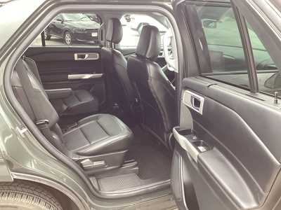 2022 Ford Explorer, $35575. Photo 8