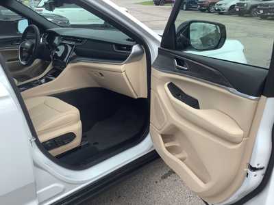2024 Jeep Grand Cherokee L, $43575. Photo 7