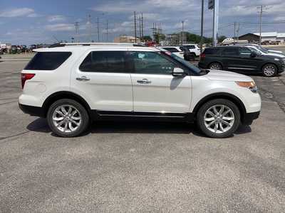 2013 Ford Explorer, $6575. Photo 5