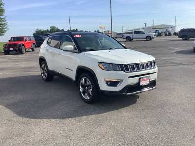 2018 Jeep Compass, $17575. Photo 5