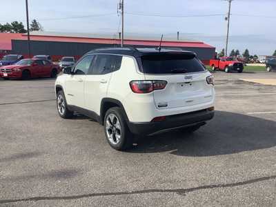 2018 Jeep Compass, $17575. Photo 6
