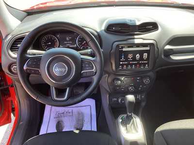 2022 Jeep Renegade, $19975. Photo 9