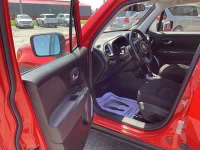 2022 Jeep Renegade, $19975. Photo 11