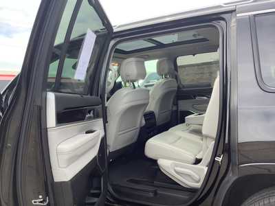 2024 Jeep Wagoneer, $54975. Photo 10