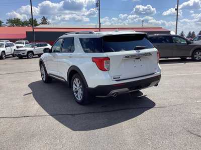 2022 Ford Explorer, $32975. Photo 3