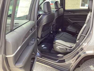 2025 Jeep Grand Cherokee L, $42141. Photo 7
