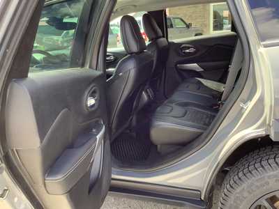 2022 Jeep Cherokee, $24975. Photo 8
