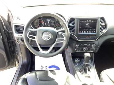 2022 Jeep Cherokee, $24975. Photo 10