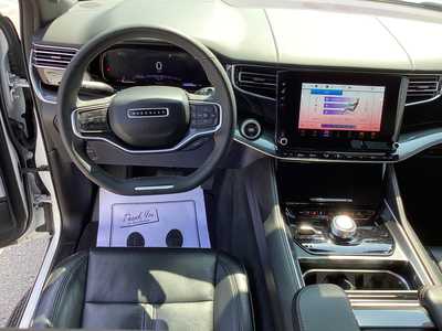 2022 Jeep Wagoneer, $44975. Photo 12