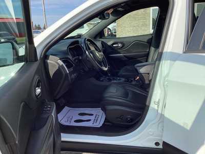 2021 Jeep Cherokee, $24975. Photo 9