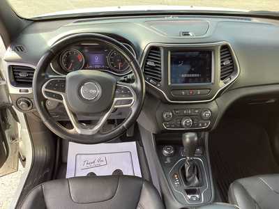 2021 Jeep Cherokee, $24975. Photo 10