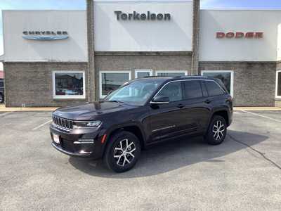 2023 Jeep Grand Cherokee, $37575. Photo 1