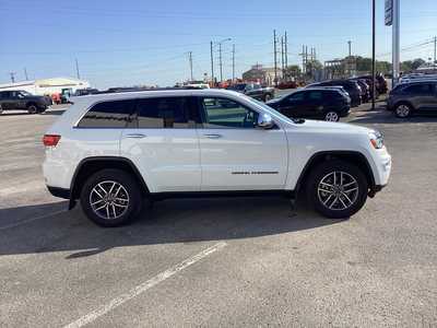 2021 Jeep Grand Cherokee, $25575. Photo 5
