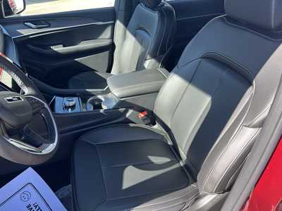 2025 Jeep Grand Cherokee L, $42495. Photo 5