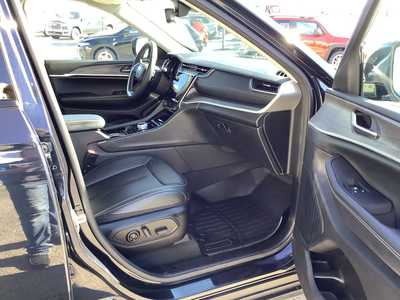 2023 Jeep Grand Cherokee L, $32975. Photo 7