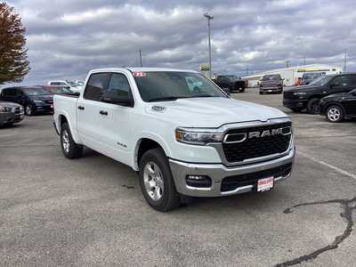 2025 RAM 1500 Crew Cab, $40575. Photo 6