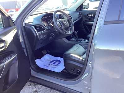 2022 Jeep Cherokee, $25575. Photo 10