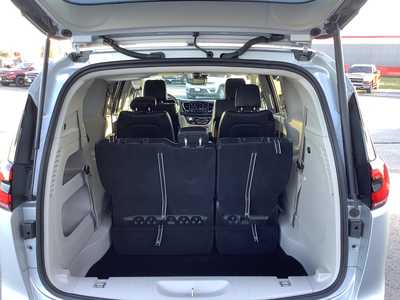 2024 Chrysler Pacifica, $32575. Photo 8