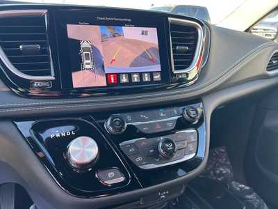 2026 Chrysler Pacifica, $46443. Photo 8