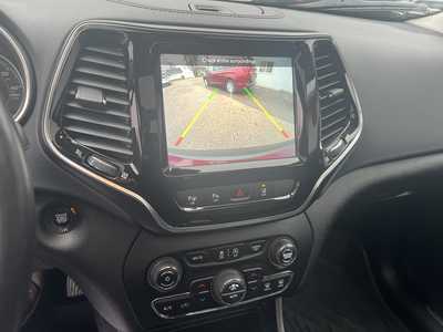 2021 Jeep Cherokee, $22975. Photo 9