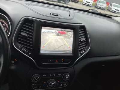 2021 Jeep Cherokee, $26975. Photo 12