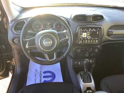2022 Jeep Renegade, $18975. Photo 11