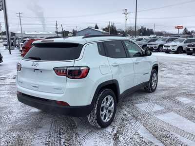 2026 Jeep Compass, $28215. Photo 4