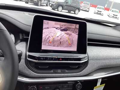 2026 Jeep Compass, $28215. Photo 12