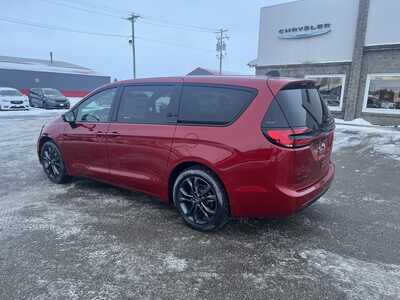2026 Chrysler Pacifica, $43278. Photo 3