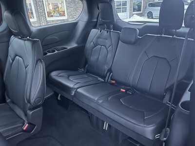 2026 Chrysler Pacifica, $43278. Photo 10