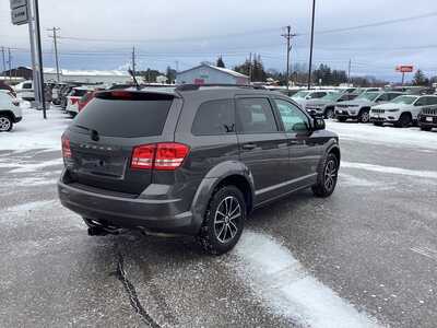 2018 Dodge Journey, $13975. Photo 4